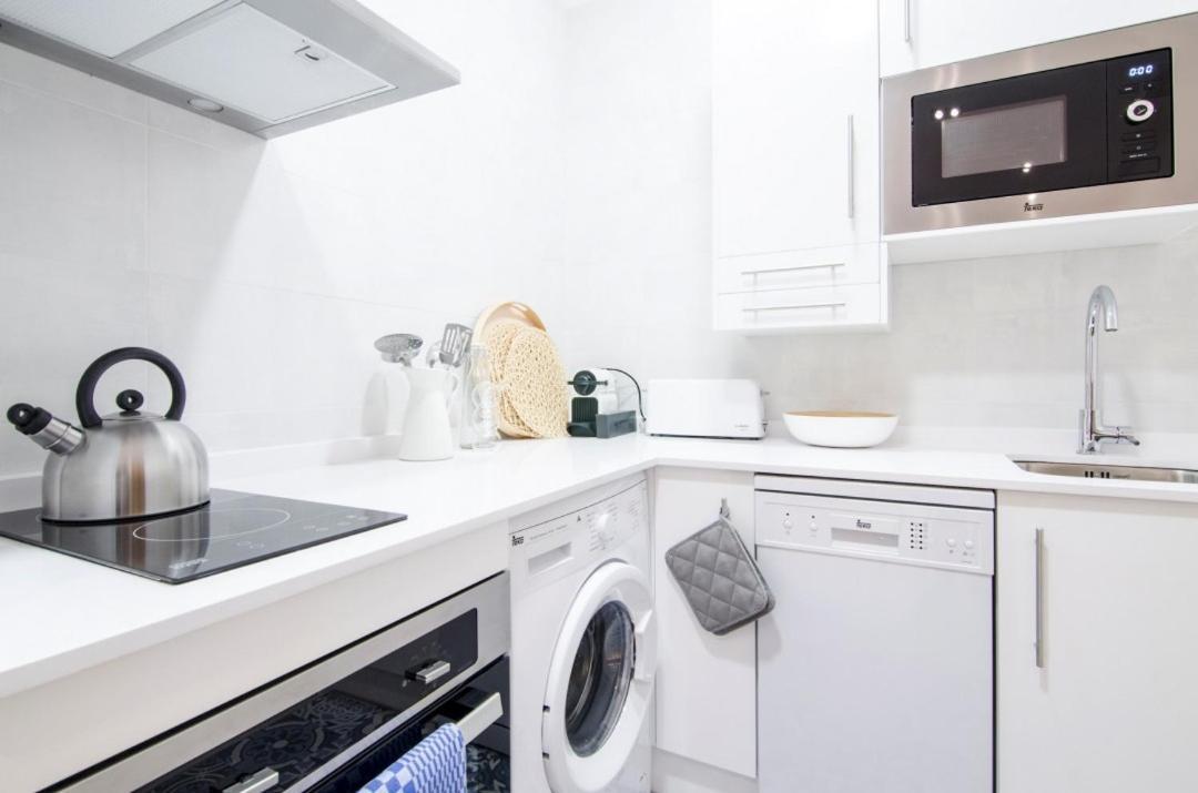 Apartament Comfy And Centric- 2Bd 1Bth- Espoz Y Mina Madryt Zewnętrze zdjęcie