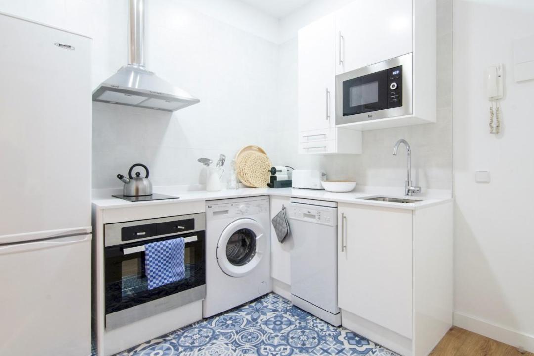 Apartament Comfy And Centric- 2Bd 1Bth- Espoz Y Mina Madryt Zewnętrze zdjęcie