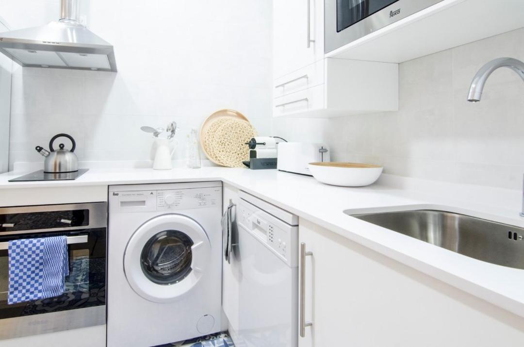 Apartament Comfy And Centric- 2Bd 1Bth- Espoz Y Mina Madryt Zewnętrze zdjęcie