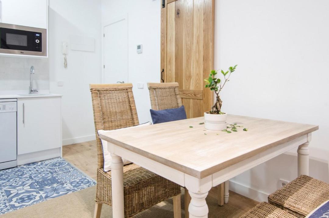 Apartament Comfy And Centric- 2Bd 1Bth- Espoz Y Mina Madryt Zewnętrze zdjęcie